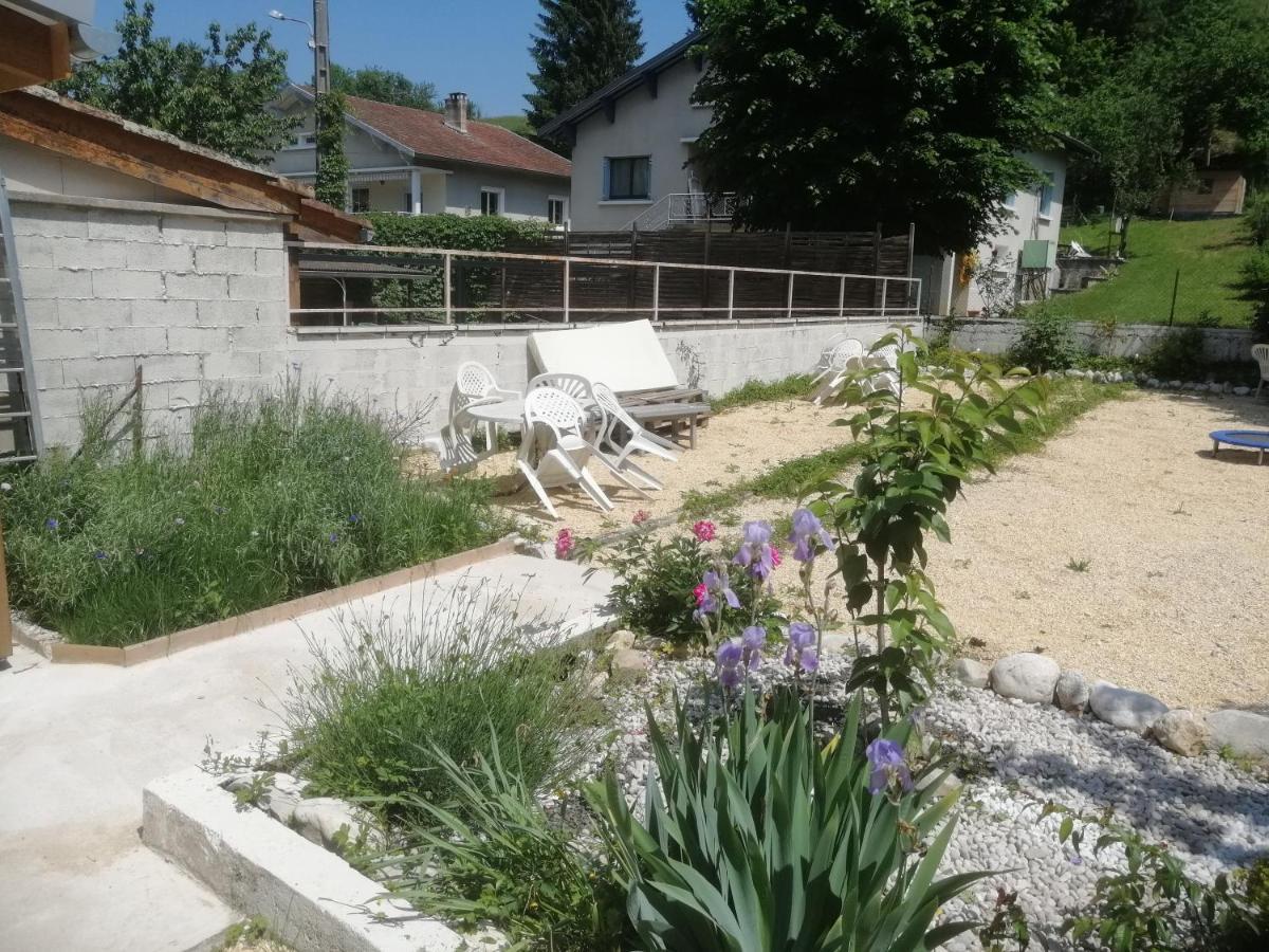Ferienwohnung Bryan Saint-Jean-en-Royans Exterior foto